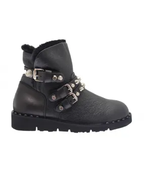 Bien au chaud & en tendance sur la Uggs cuir noir cloutée OSMOSE shoes