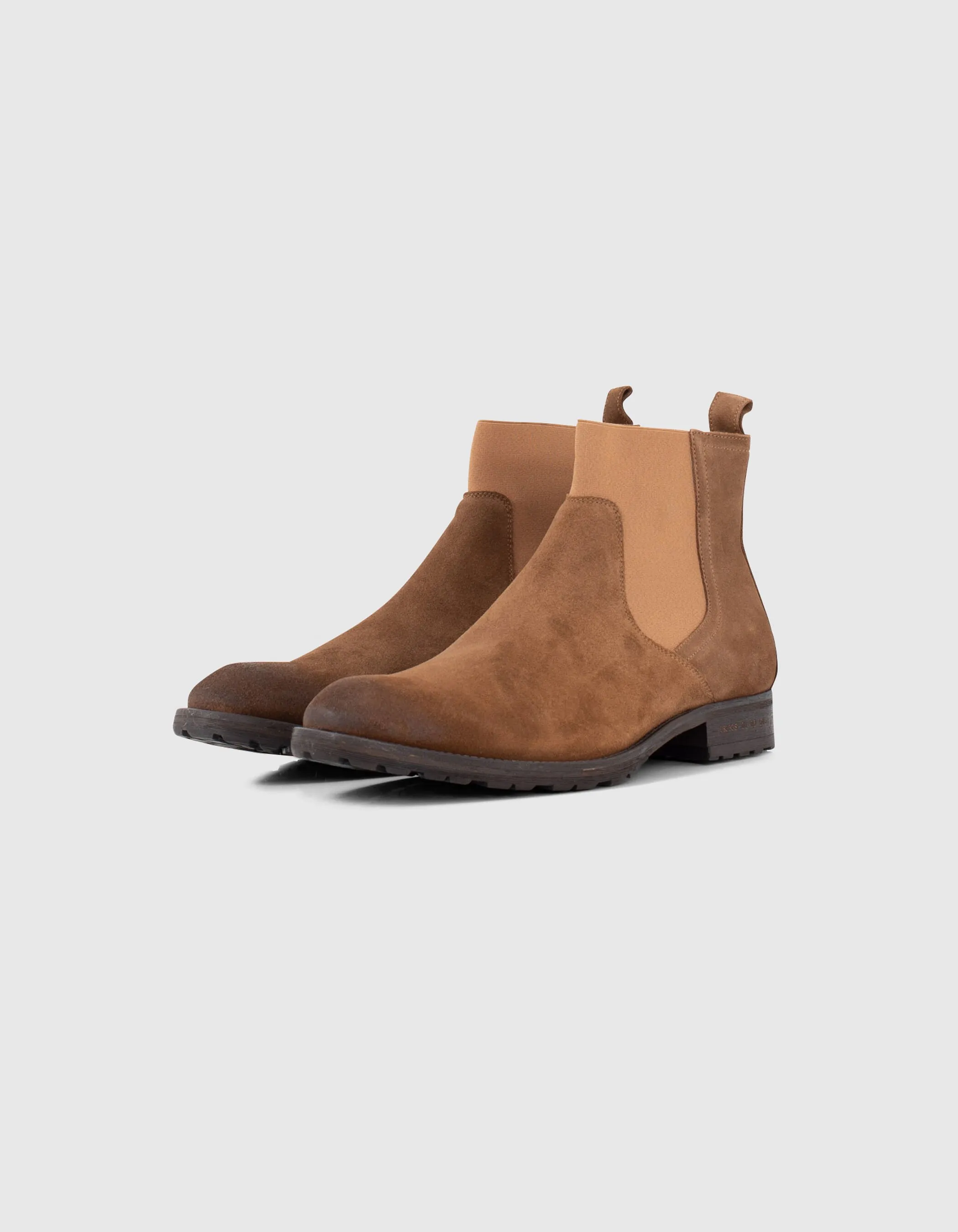 Chelsea boots tabac en cuir velours Homme