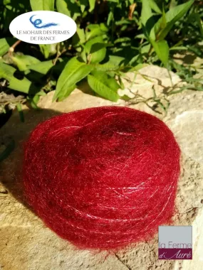 Mohair et Soie fil Plume coloris écru par la Ferme d'Auré, productrice de laine mohair