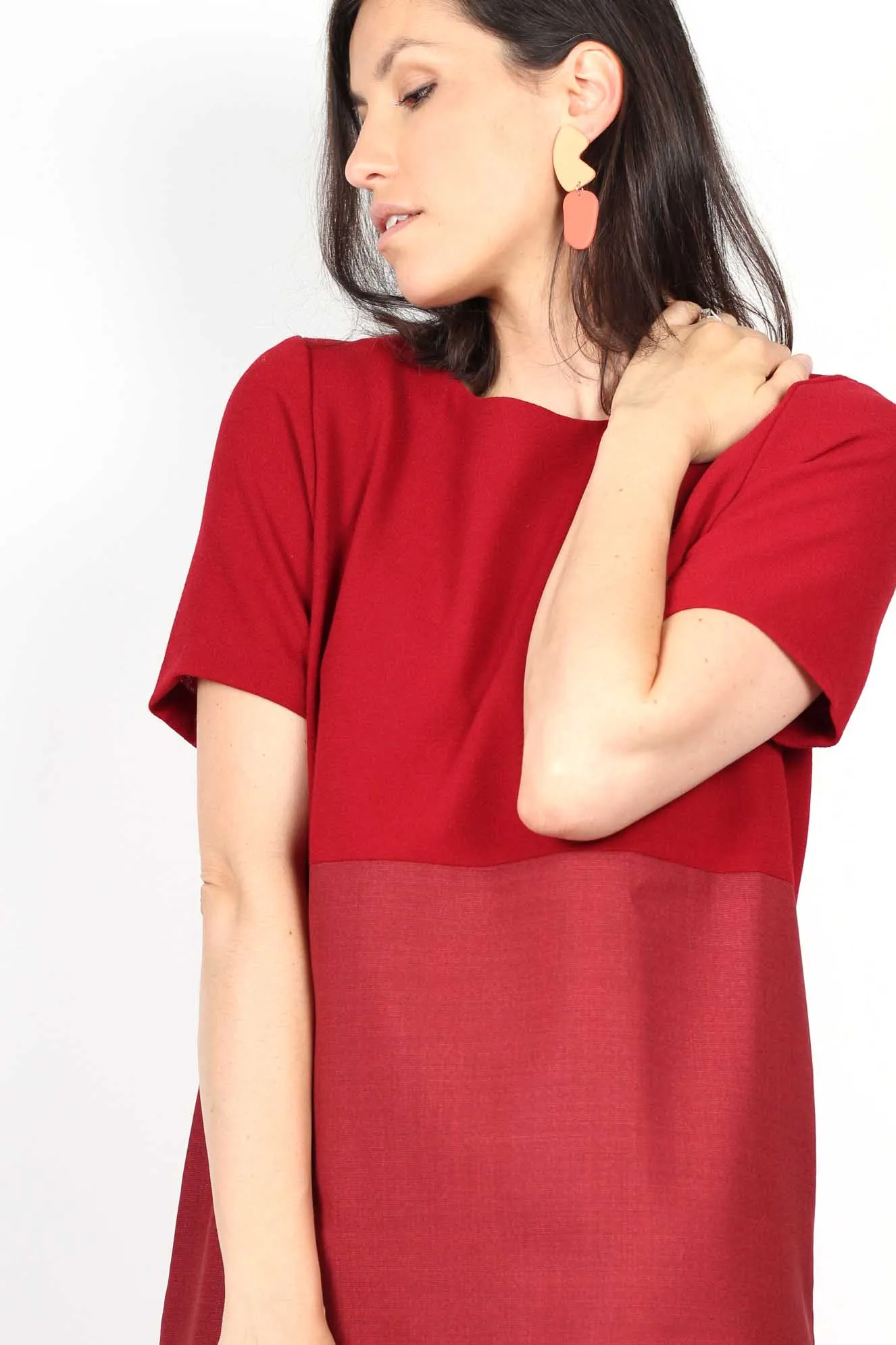 Robe droite rouge bi-matière manches t-shirts en laine froide Carolyne