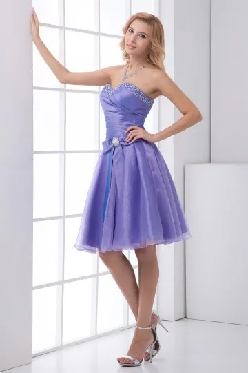 Robe lavande à bustier cœur pailletée taille ornée de ceinture courte