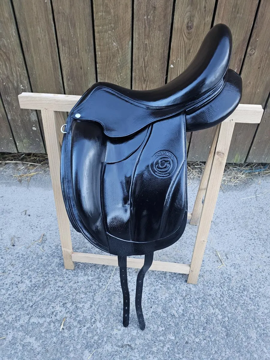 Selle dressage Forestier Aachen 17'