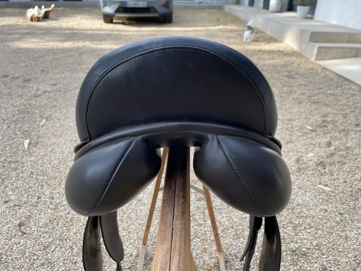 Selle dressage Huksebos