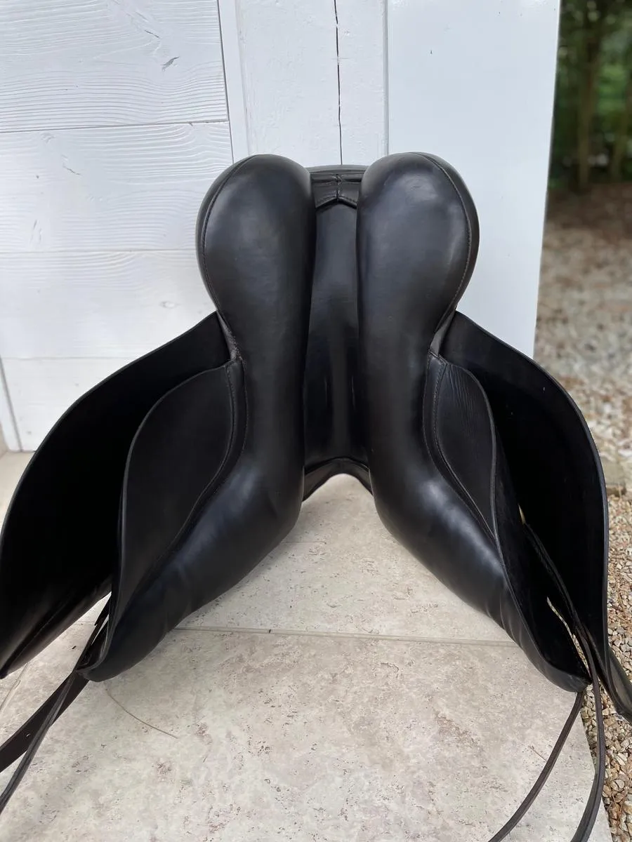 Selle dressage Huksebos