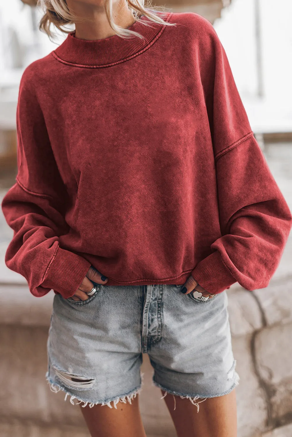 Sweat-shirt rouge à col ras du cou et épaules tombantes Dahlia