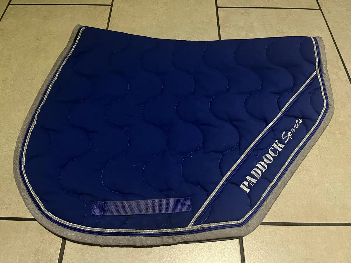 Tapis Paddock sport bleu roi