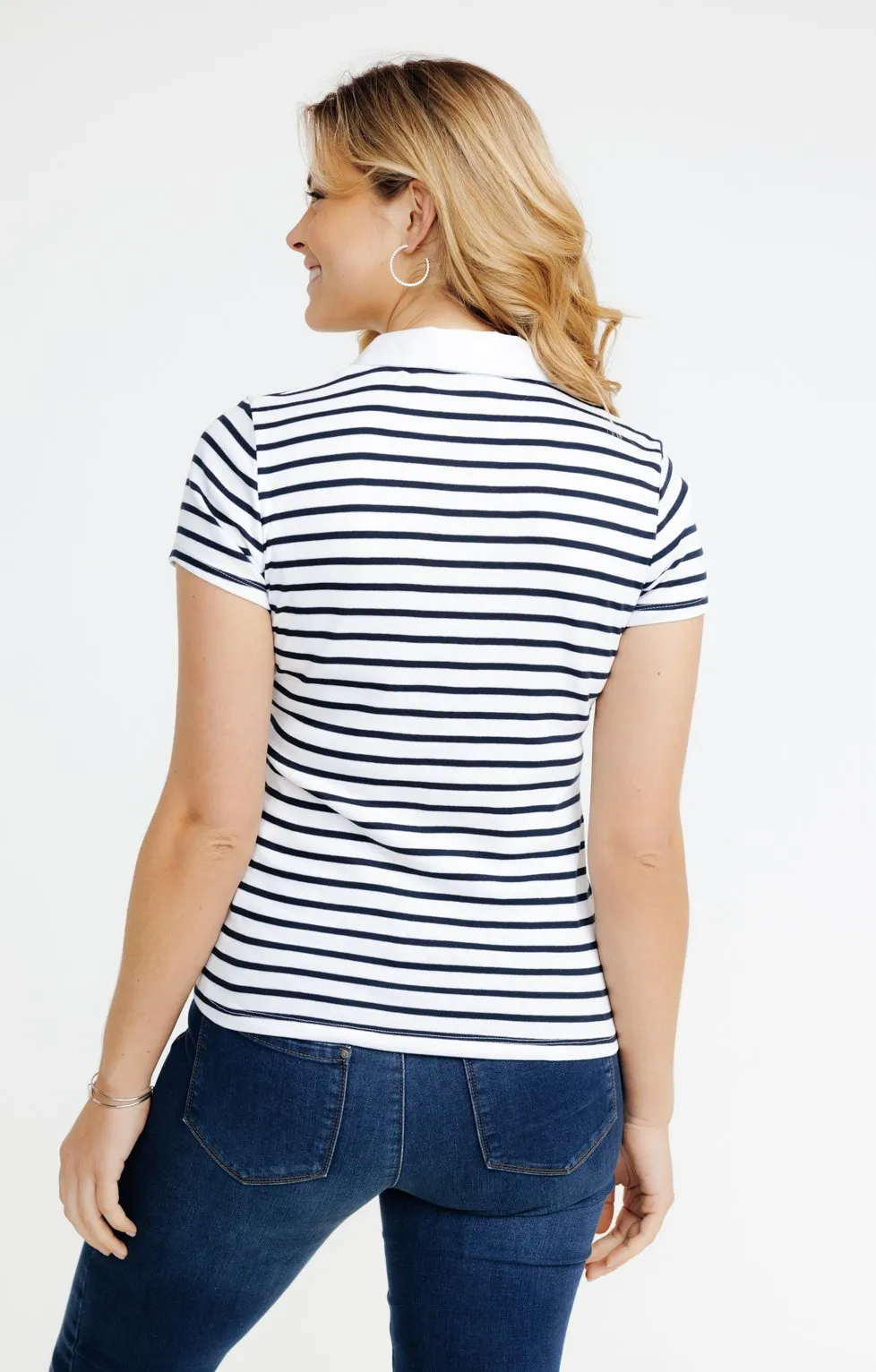 Tee-shirt col polo à rayures - 20,96 €